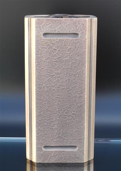 Grabvase aus Bronze