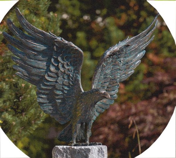 Rottenecker Bronzefigur Weißkopf- Seeadler grün patiniert