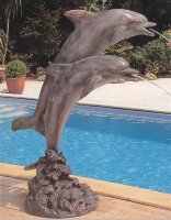 Delfine aus Bronze