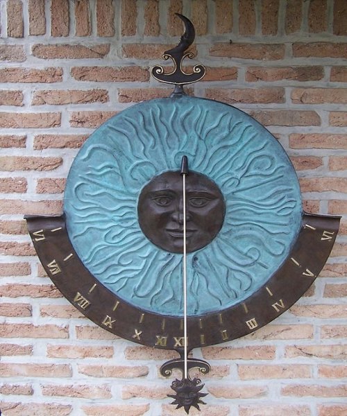 Sonnenuhr