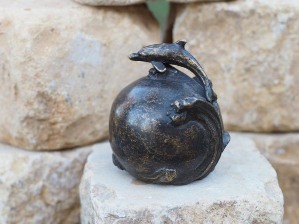 Kugel mit Delfin