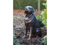 sitzende Hundefigur- Rottweiler aus Bronze