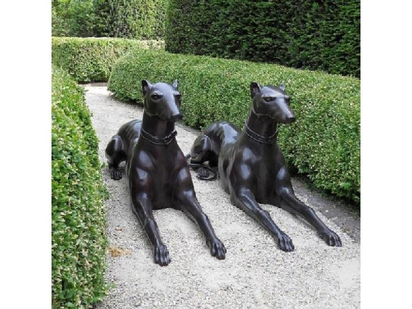 Windhunde aus Bronze