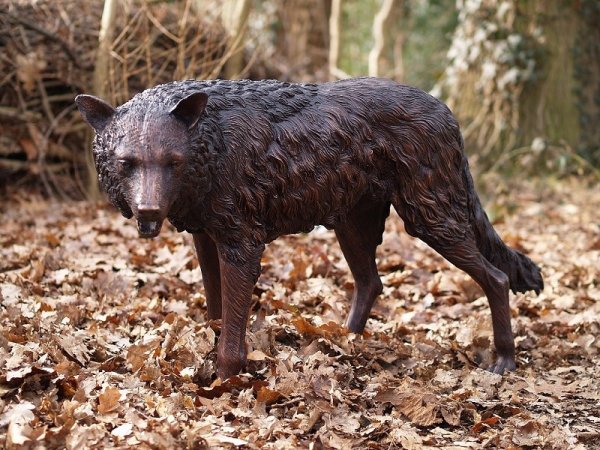 Bronzefigur Wolf
