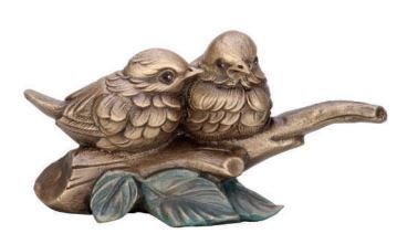 Vogelpaar auf Ast