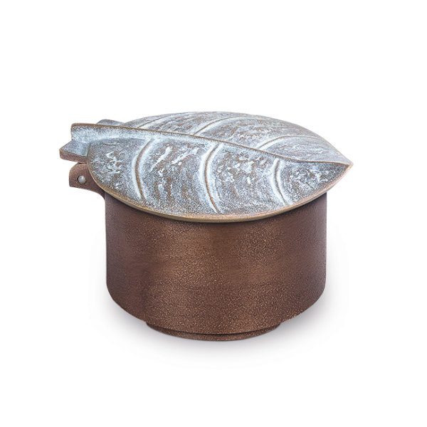 Bronze kessel "LINDENBLATT"