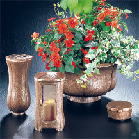 Stilvolle Grablichtleuchte in Bronze in zwei Höhen und in 7 Farben