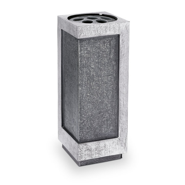 Moderne schwere Aluminiumvase